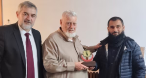 Presidente do CDIAL recebe dirigente do Centro Usul para fortalecer cooperação internacional na divulgação do Islam